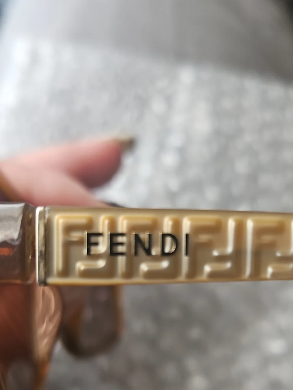 Fendi FS5275 AUTHINTIC!! sunglasses